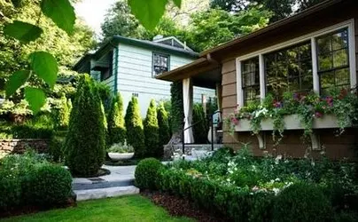 Empresa de Jardineros a domcillio  Jardinería y mantenimiento